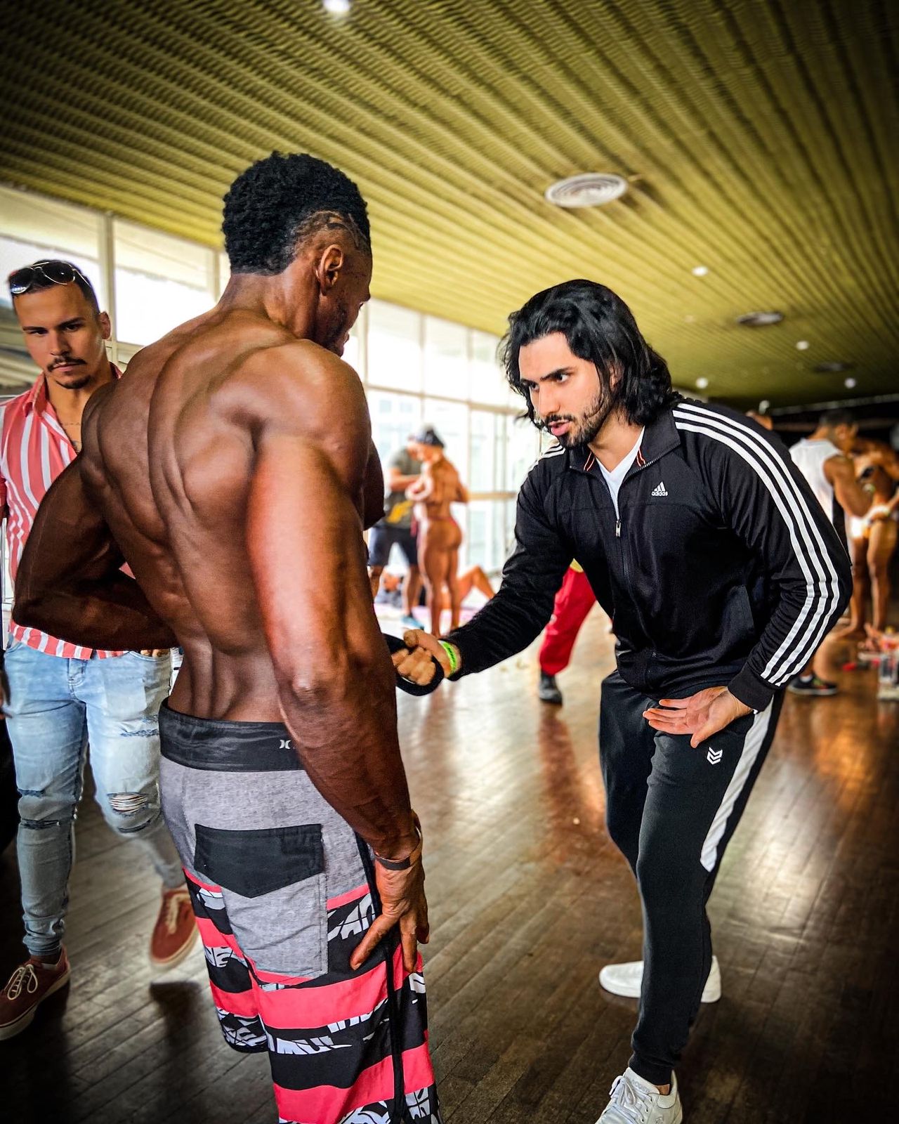 Junior Sá — bastidores e atendimento, foto 1
